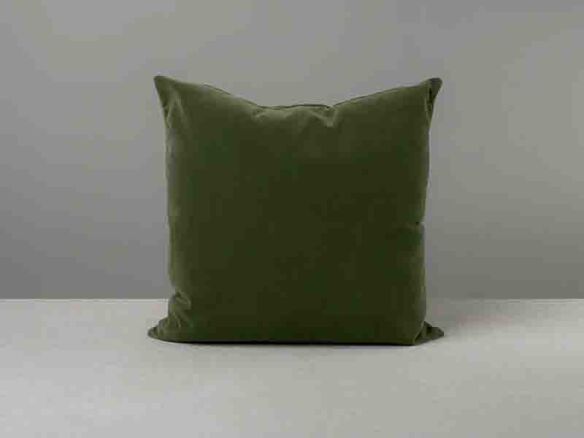 square kip cushion in intelligent velvet 12